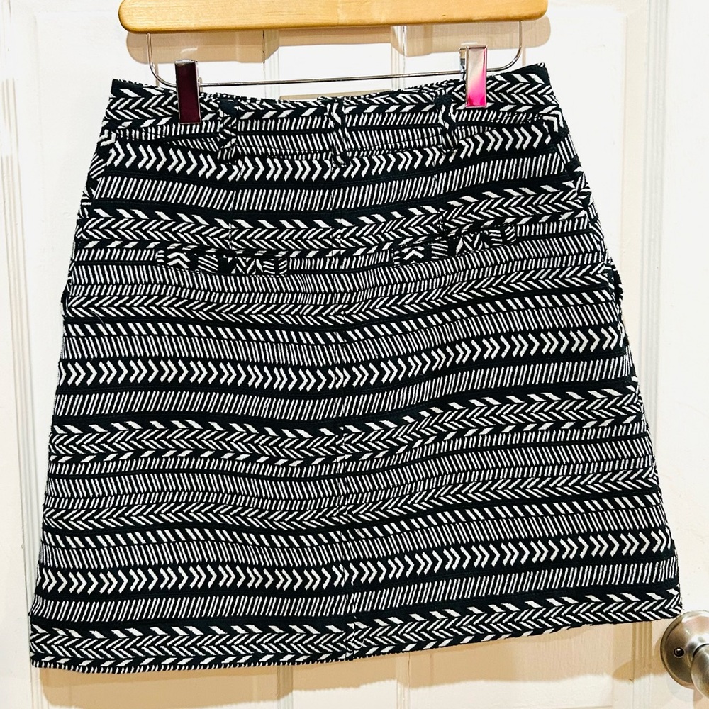 Anthropologie Maeve "Fieldnotes" Black & White Tweed Mini Skirt Tribal Size 4 - Picture 5 of 8